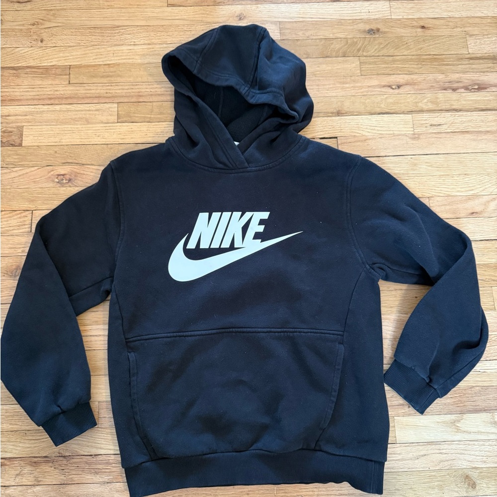 Nike EUC Youth Large Black Hoodie Pullover Sweatshirt Nike Logo Swoosh